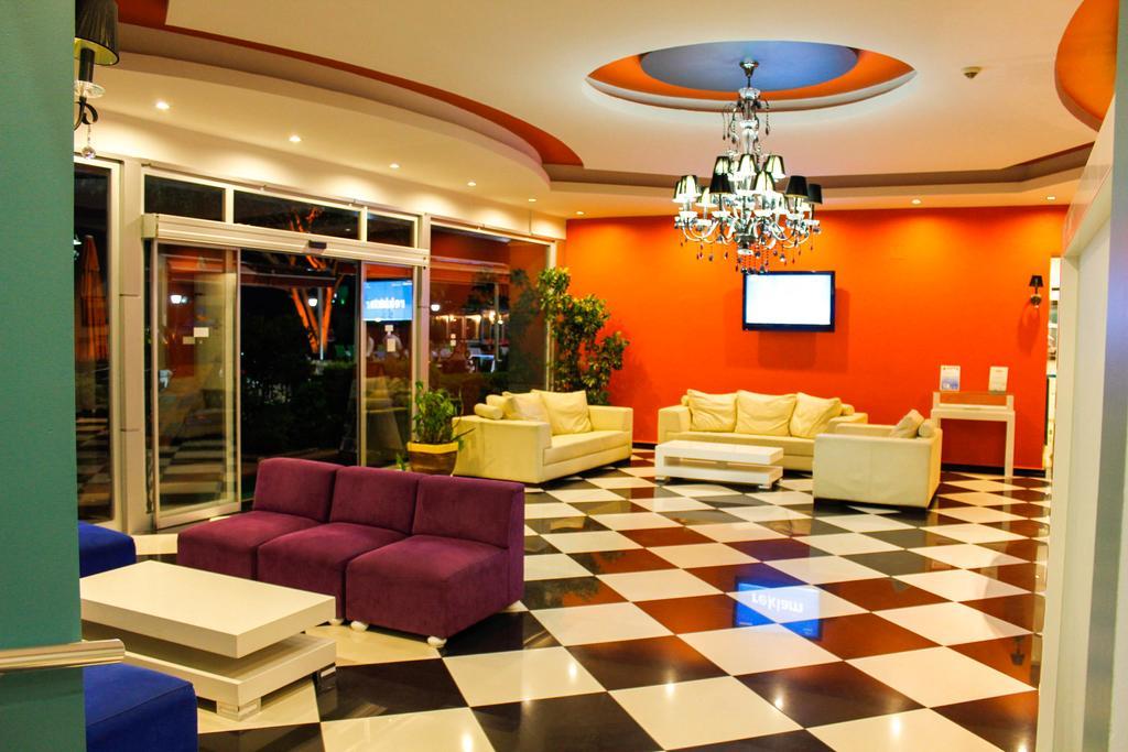 Ark And Otel 3*
